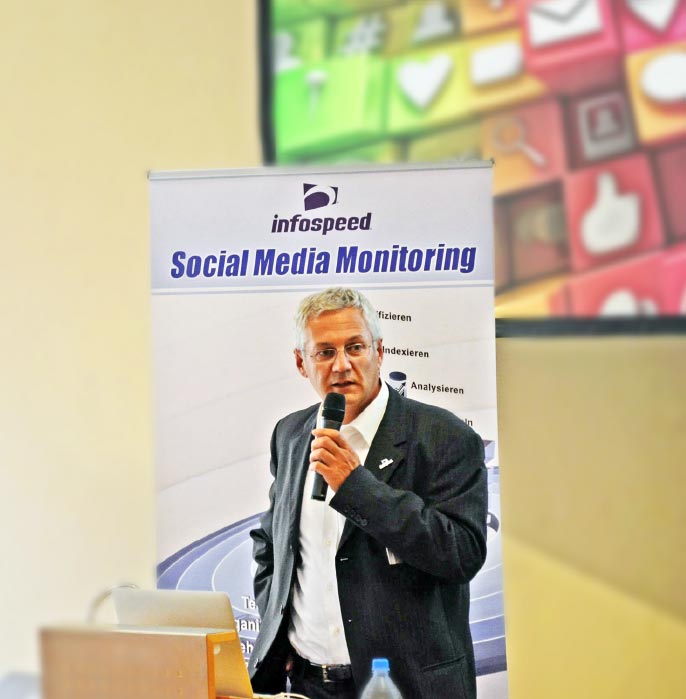 Matthias Fank auf der Social Media Konferenz